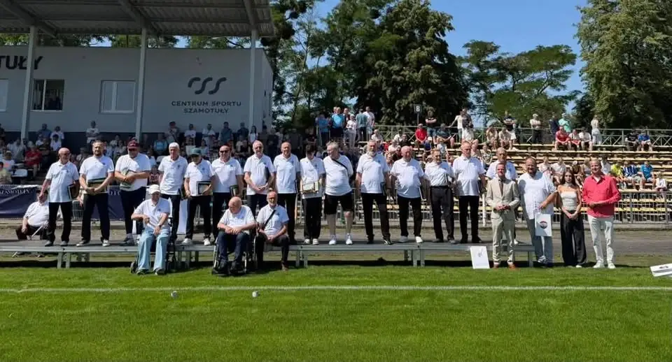 Legenda wróciła na boisko: Prezentacja drużyny Sparty Szamotuły z 1976 roku