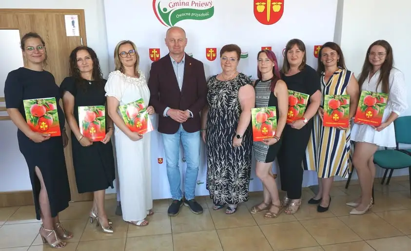 Siedem nauczycielek z gminy Pniewy otrzymało akty mianowania