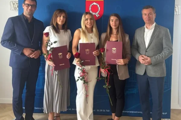 Cztery nauczycielki z Ostroroga awansowały na stopień nauczyciela mianowanego