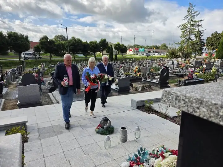 87. rocznica wybuchu II wojny światowej – gmina Kaźmierz oddaje hołd ofiarom