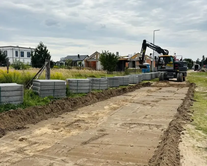Trwają prace przy budowie dróg pasowych w Mutowie – gmina Szamotuły przeznaczyła milion złotych