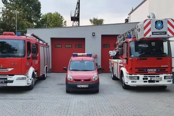 Szamotuły inwestują w strażnice OSP – podpisano umowy na projekty
