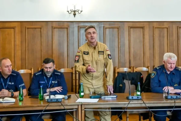 Szamotuły: samorząd i służby wzmacniają bezpieczeństwo w szkołach po incydencie