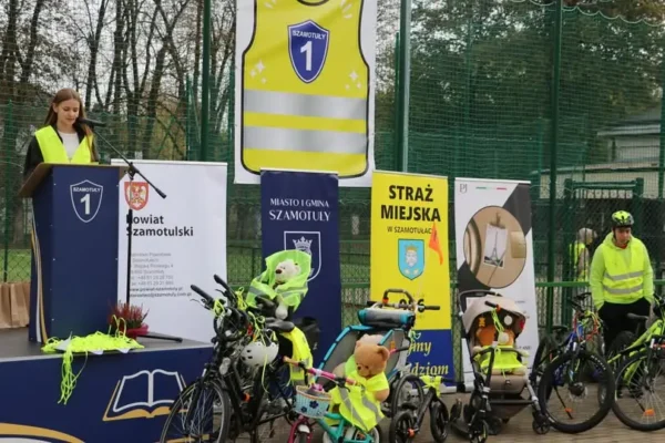 Dzień Edukacji Narodowej w Szkole Podstawowej nr 1 w Szamotułach z akcją „Odblaskowa Szkoła”