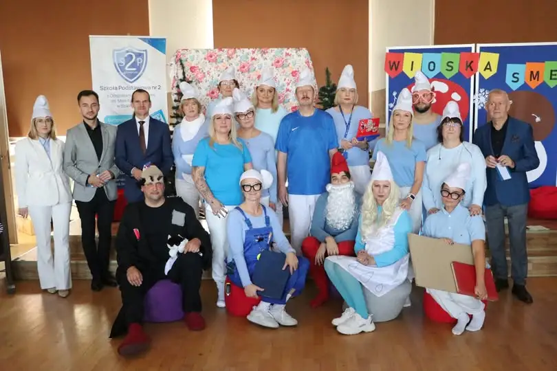 Smerfowy Dzień Nauczyciela w Szkole Podstawowej nr 2 w Szamotułach